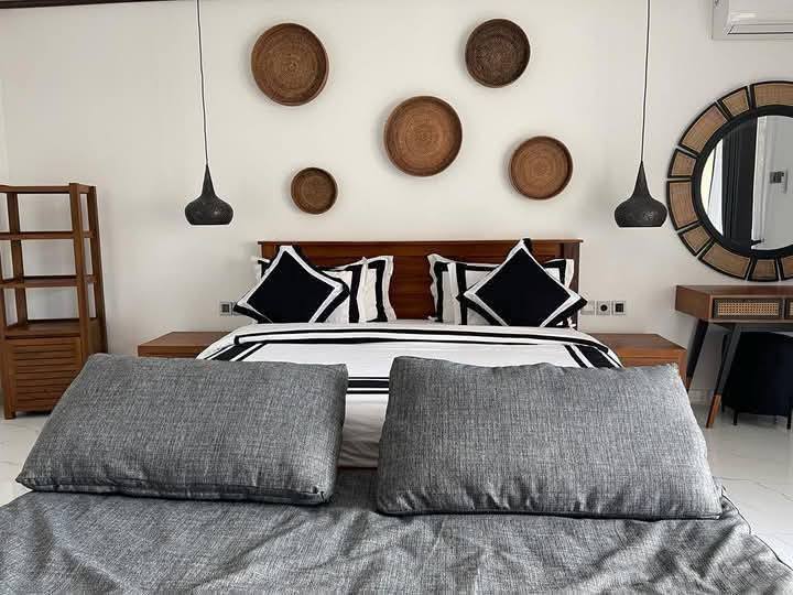 Modern Joglo 3BR Jimbaran Villa with Private Pool 8