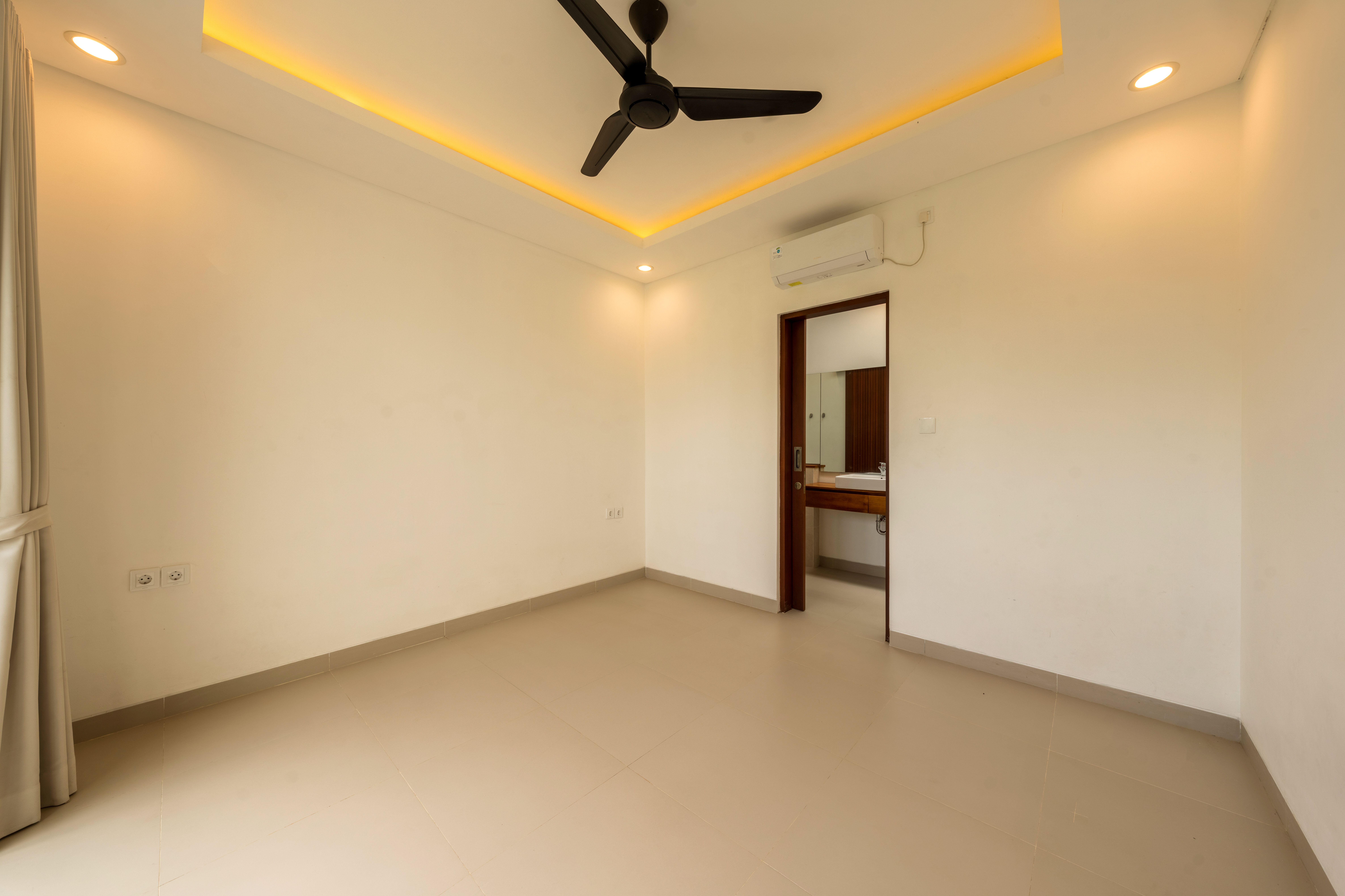 3BR Sanctuary with Direct Pool Access 7
