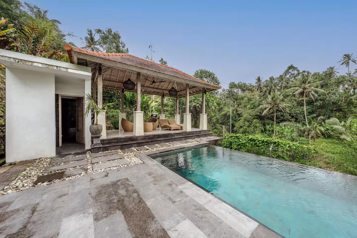 2BR Villa in Blayu Tabanan 6