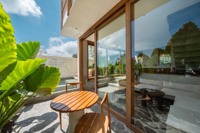 Mizu Village - Corner Villa • ocean view • private pool • 4 18