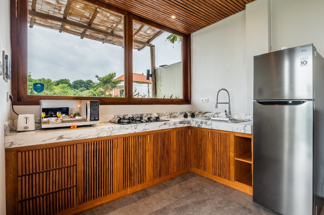 Paradise Found: Spacious 3BR Villa In Pererenan 2