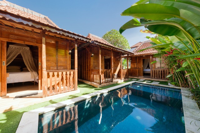 3 Studio Bungalows with Private Pool 4