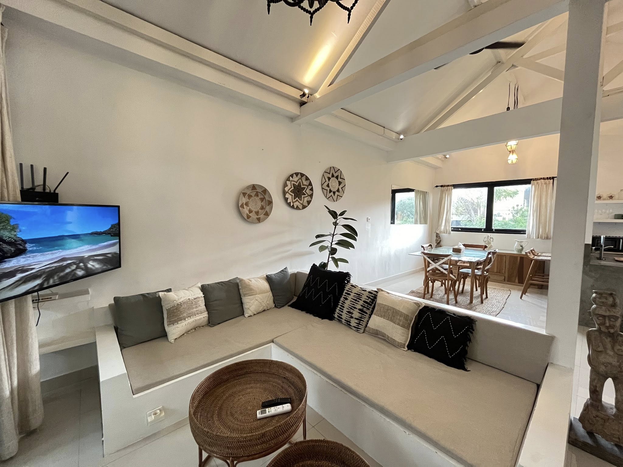 2BR Private Pool Villa in Prime Berawa 10