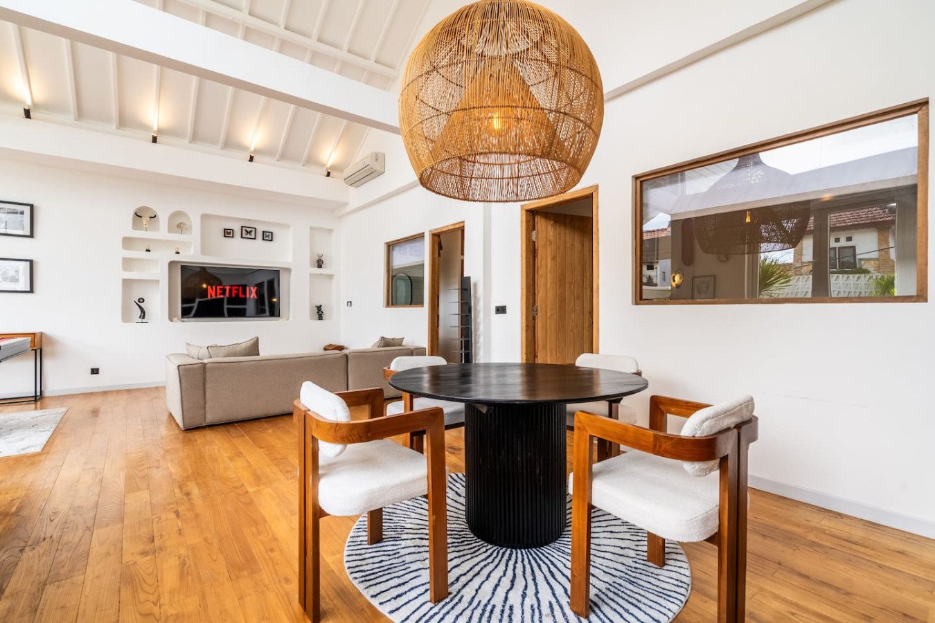 Villa White Pepper 2BR Canggu 50