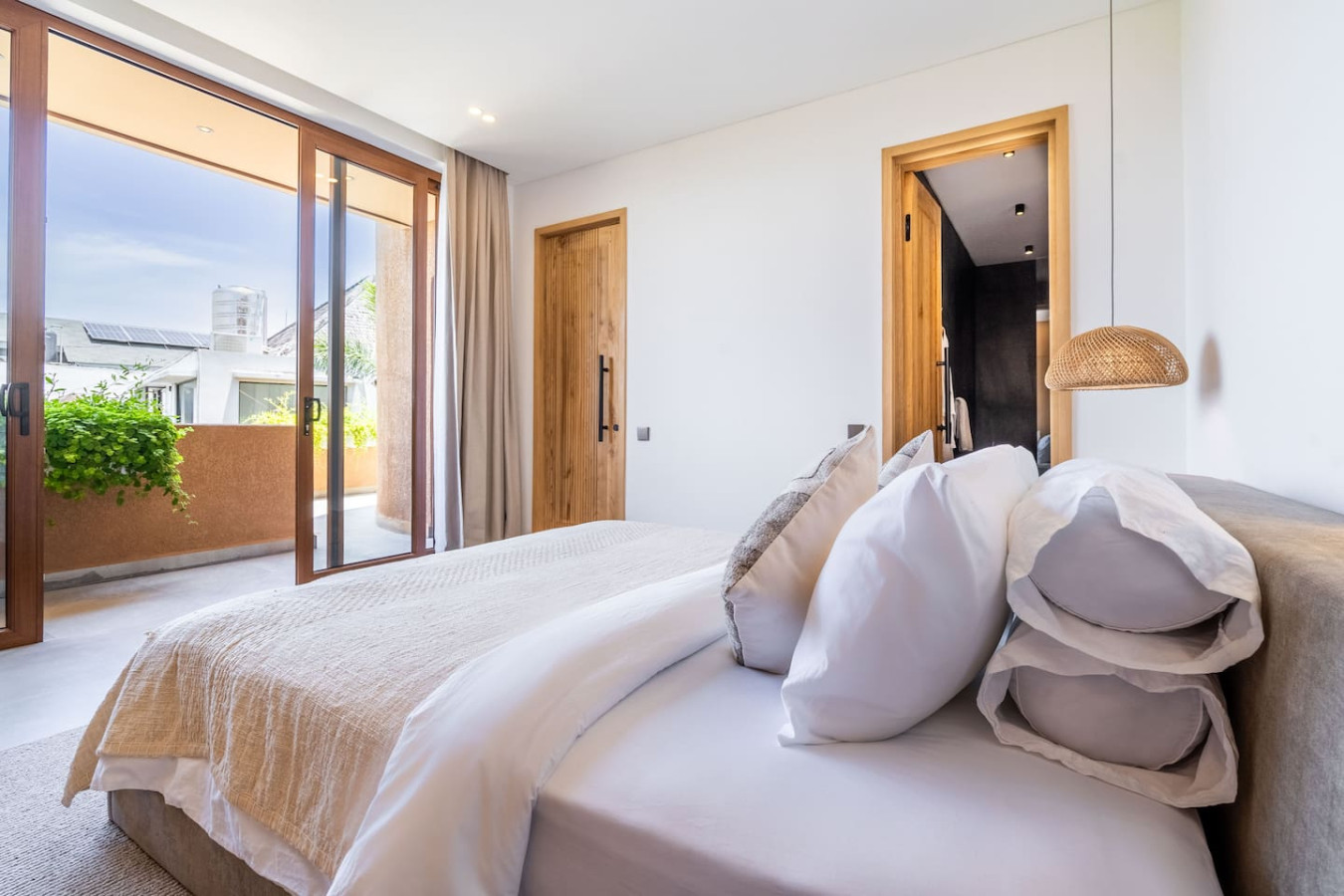 New 2BR Luxury retreat Canggu 14