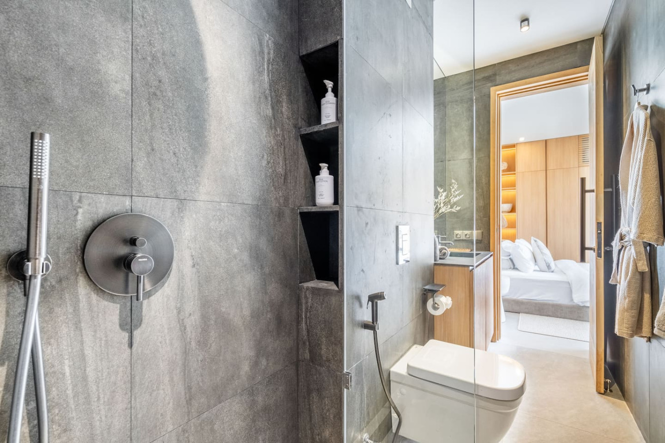 New 2BR Luxury retreat Canggu 17