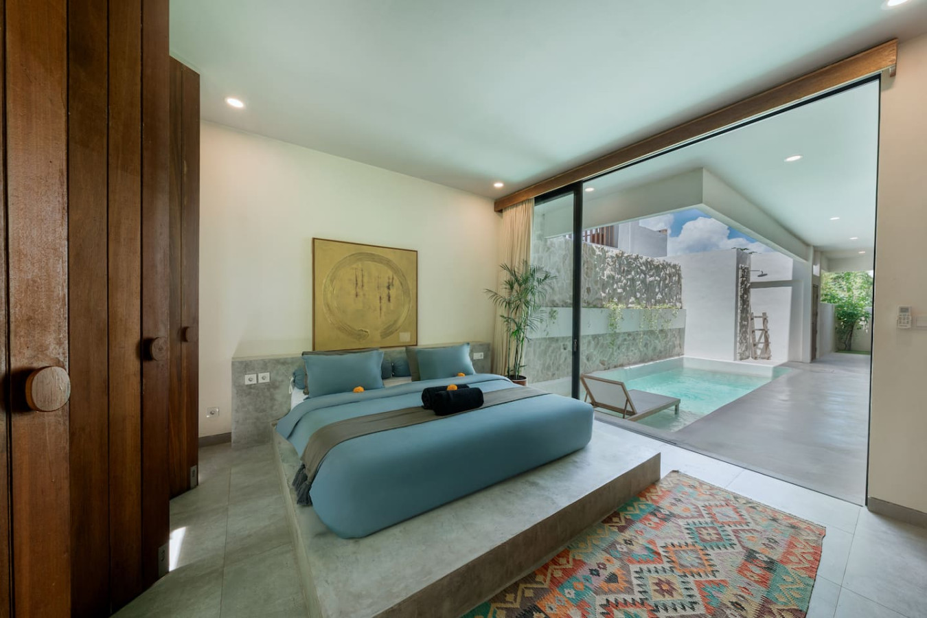 Villa Kiri - Modern 2BR Villa Rooftop & Pool 4
