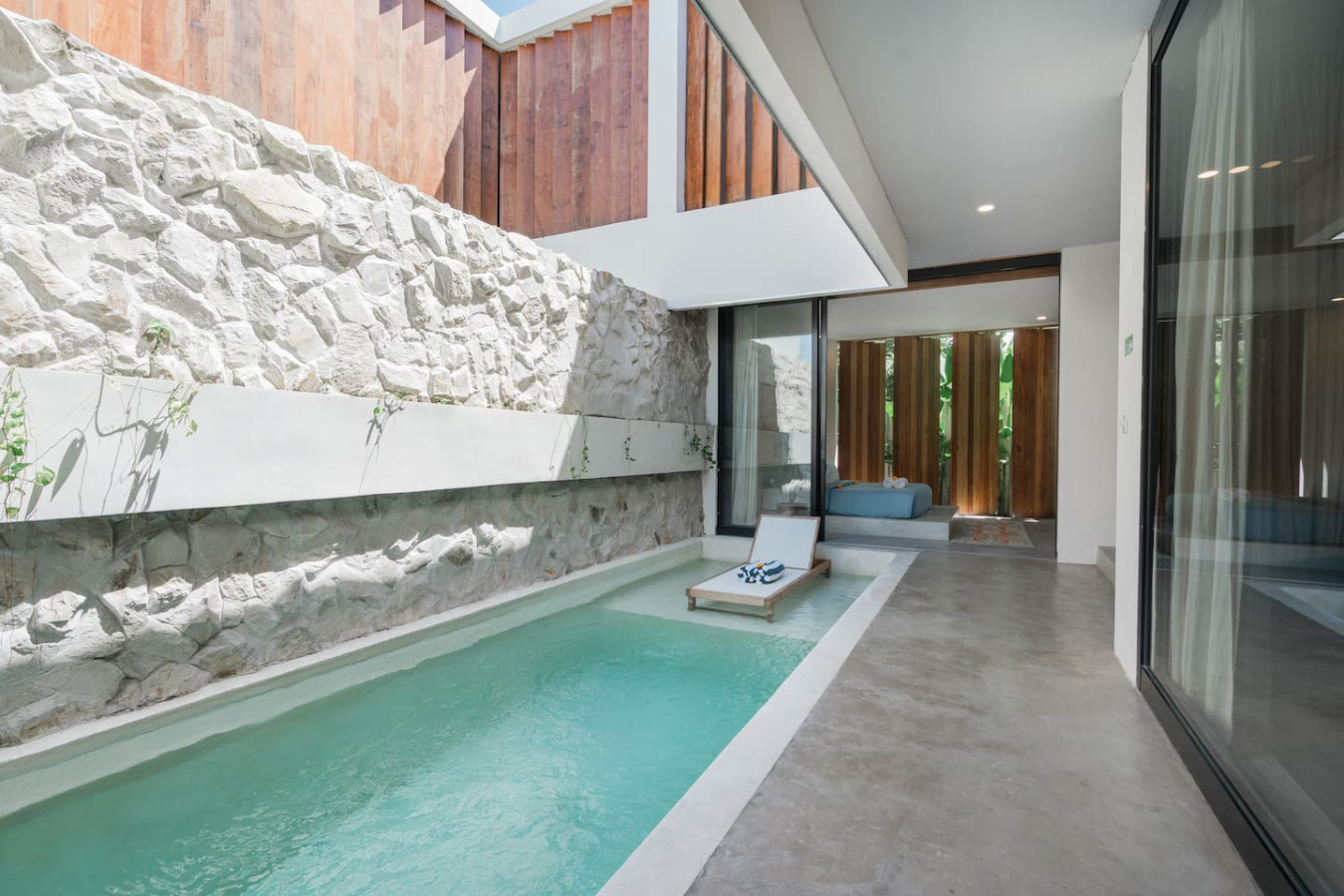Stylish 2BR Villa Private Pool 33