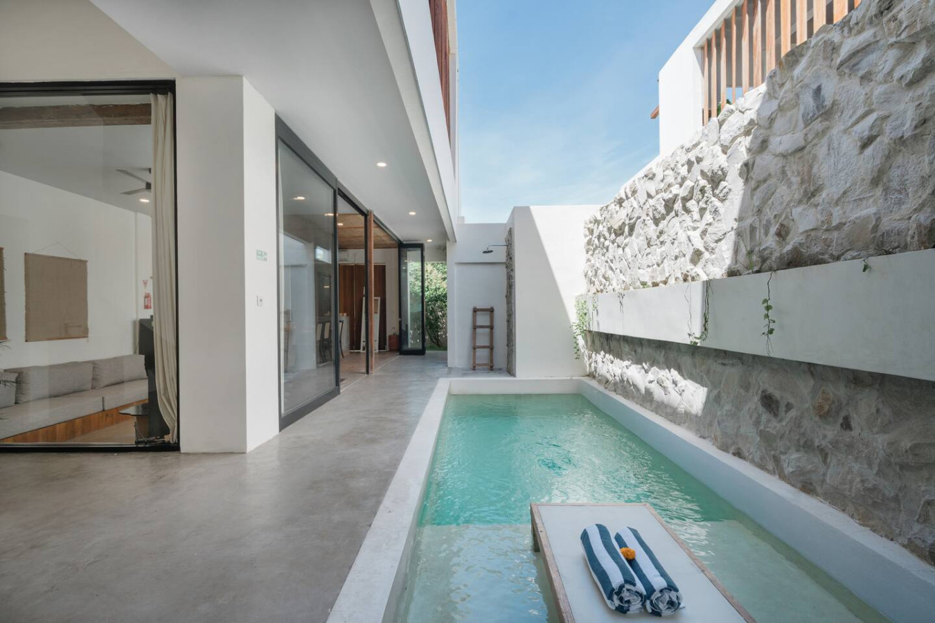 Stylish 2BR Villa Private Pool 37