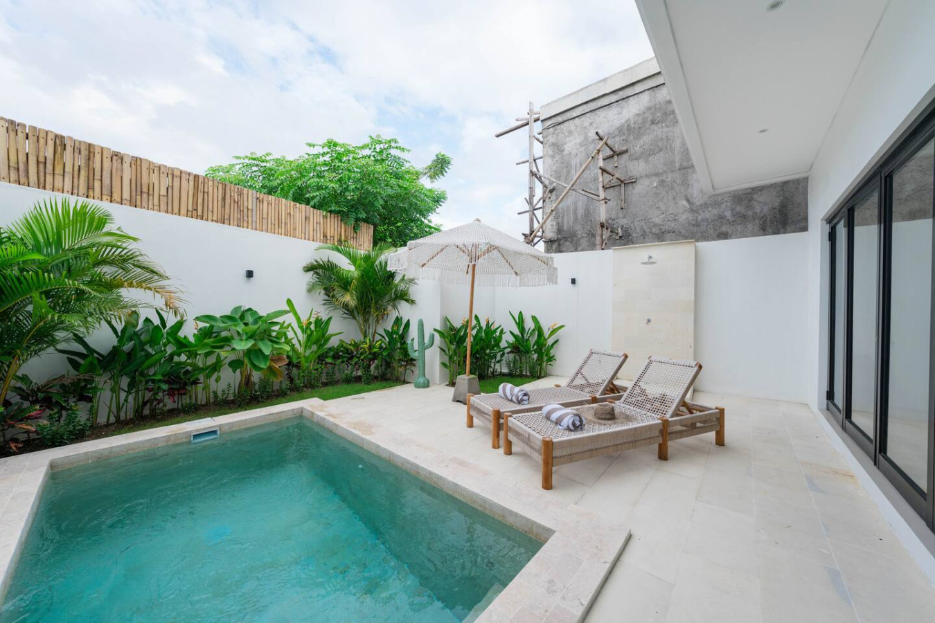 Luxury 1BR Private Pool Villa 20