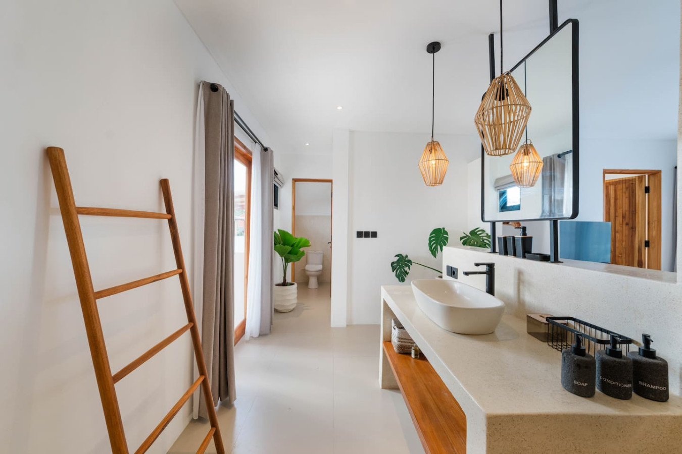 Luxury 1BR Private Pool Villa 29