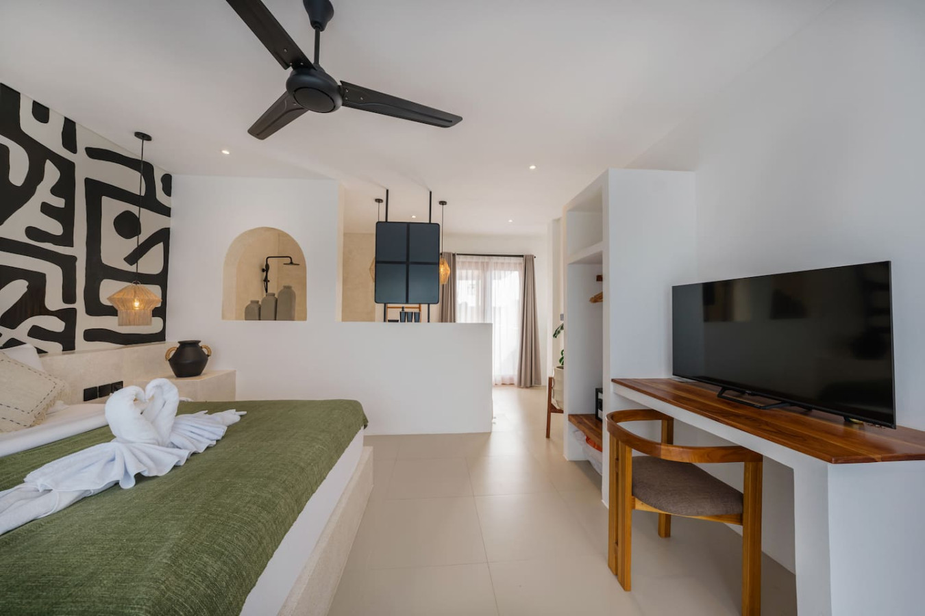 Luxury 1BR Private Pool Villa 33