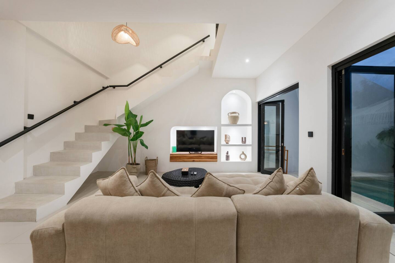 Luxury 1BR Private Pool Villa 40