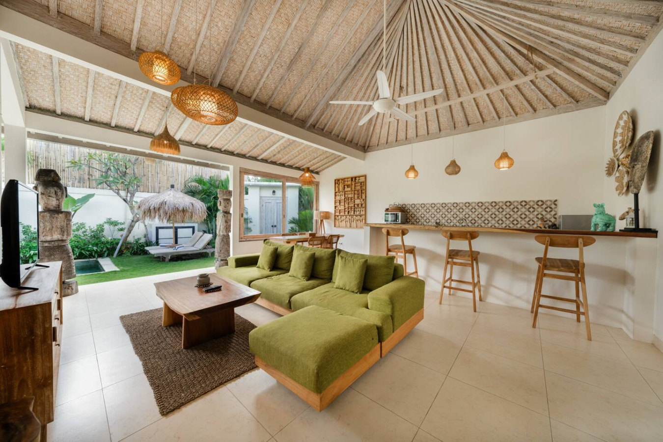Villa Anna Lou – 1BR Boho Escape 16