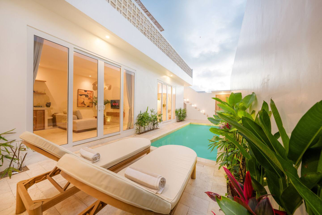 Sira Rosa Villa 2BR with Rooftop Oasis 27