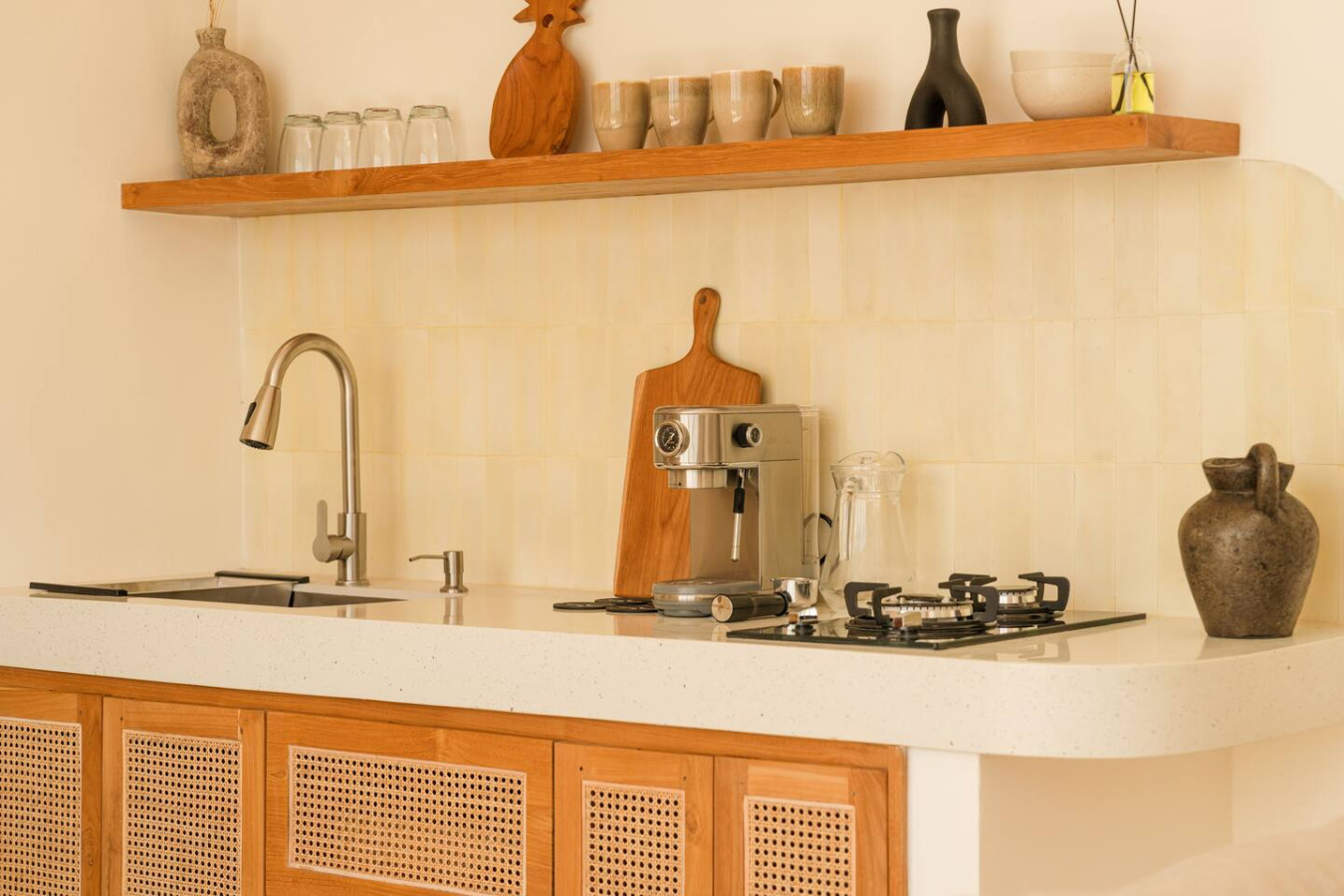 Sira Rosa Villa 2BR with Rooftop Oasis 47