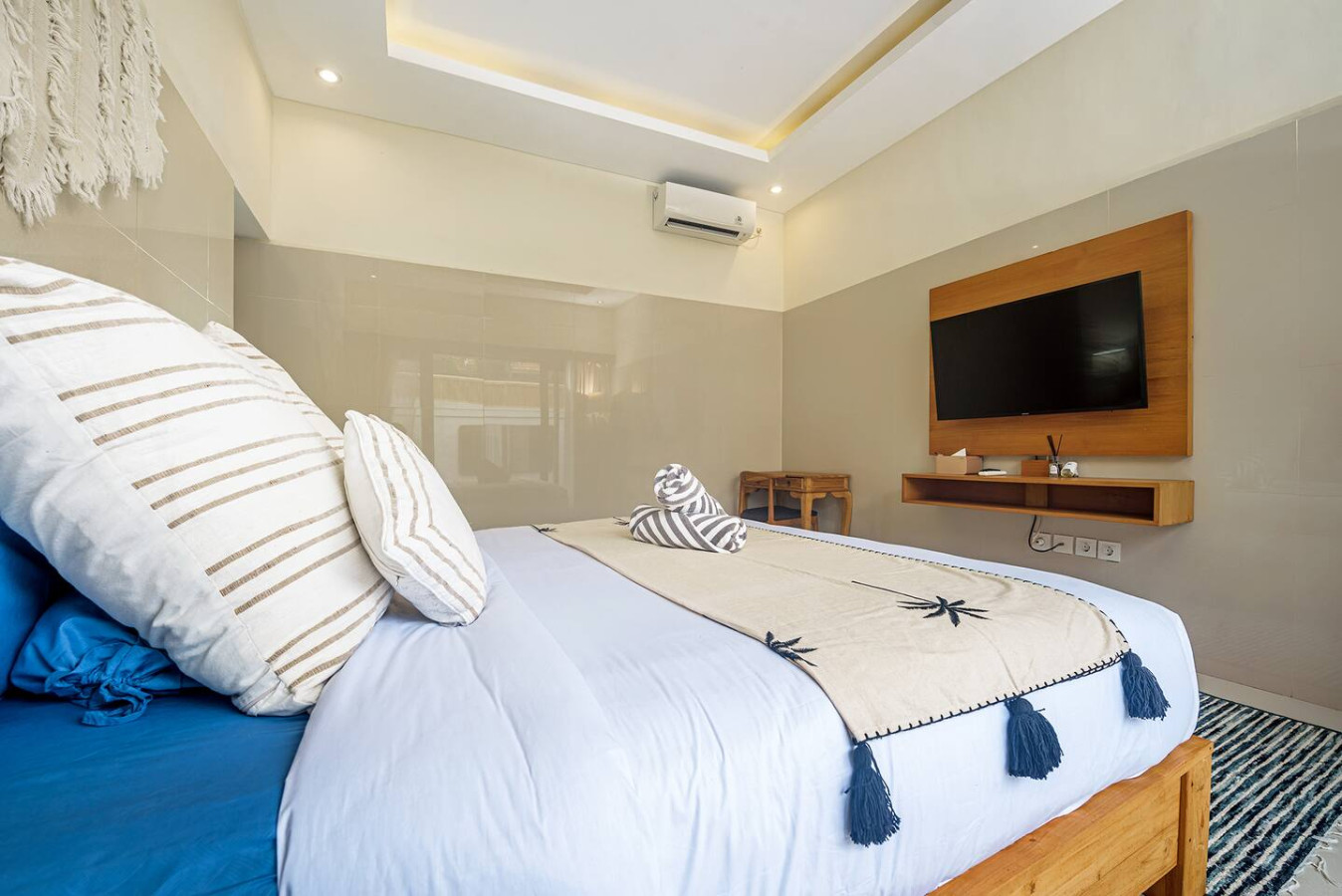Cozy 2BR in Canggu, Berawa | 5 mins to the beach 24