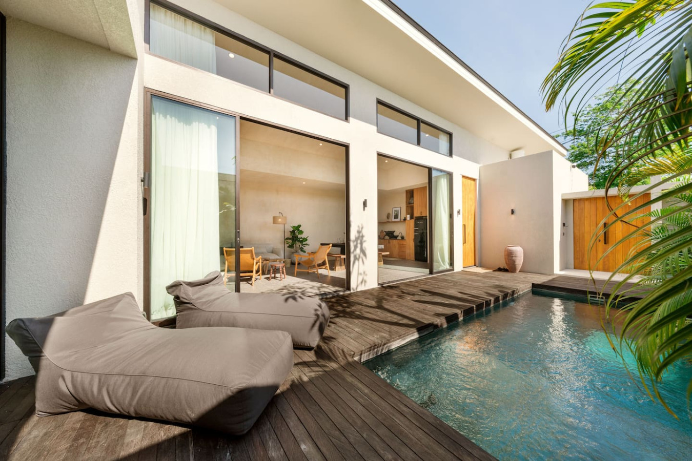 Villa Sunset Serenity 2BR Sunset View & Beach Walk 2