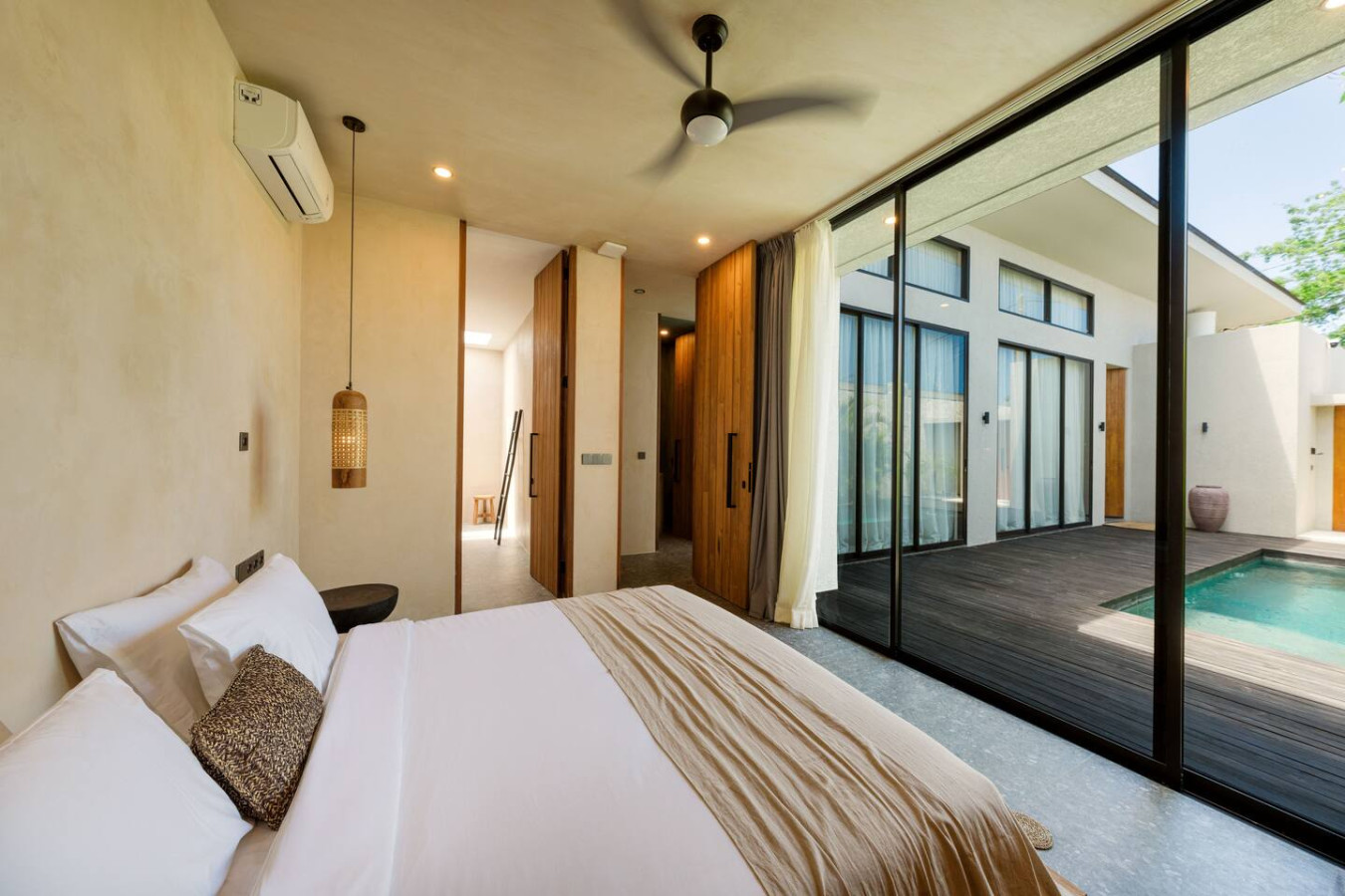 Villa Sunset Serenity 2BR Sunset View & Beach Walk 22