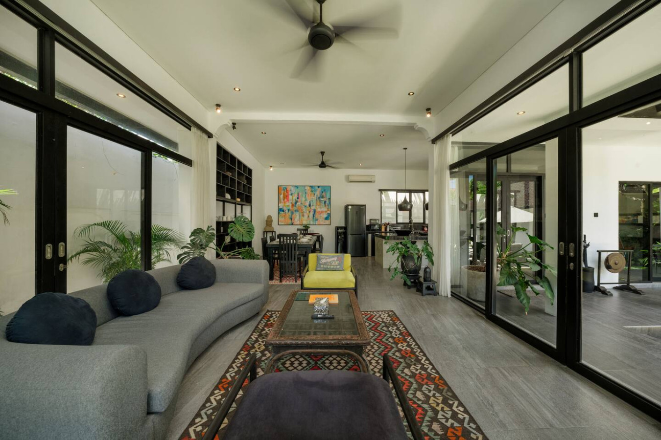 Elegant Modern 4BR Retreat in the Heart of Berawa 21