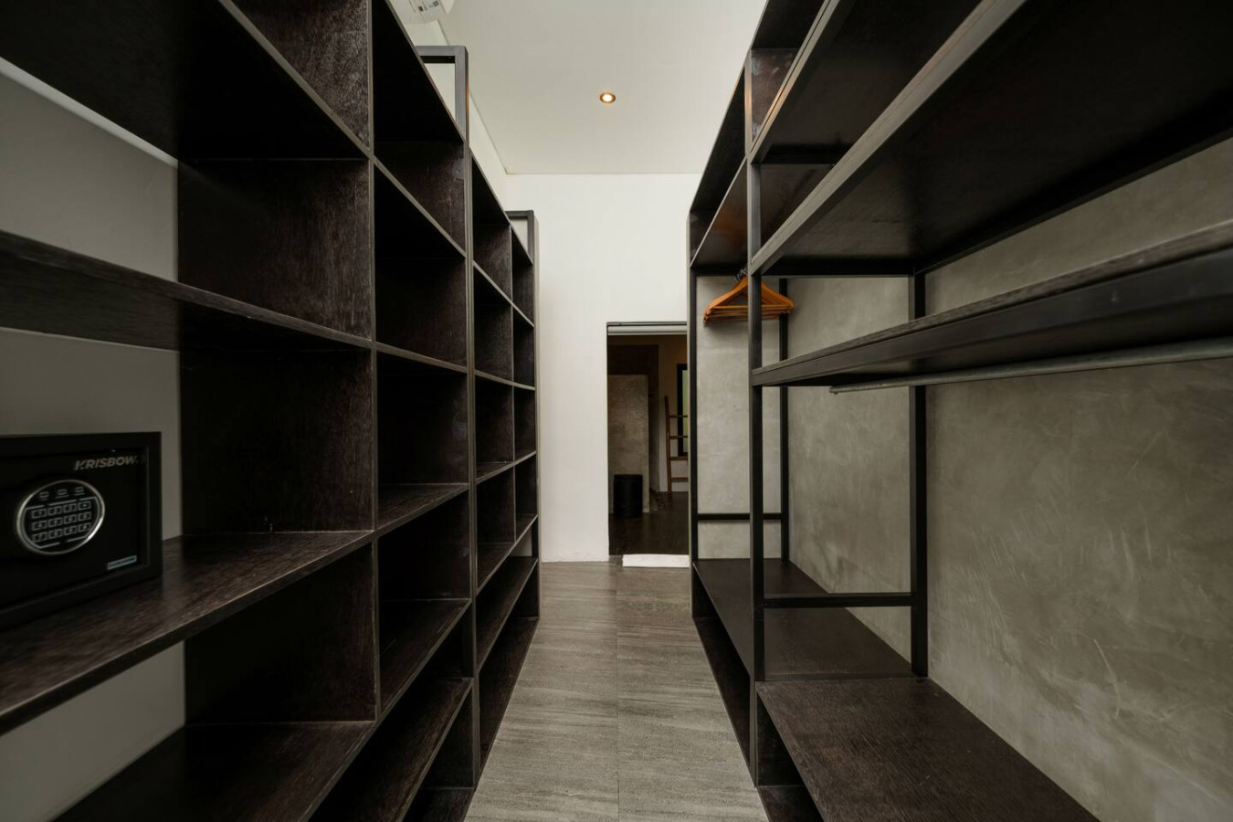 Elegant Modern 4BR Retreat in the Heart of Berawa 22