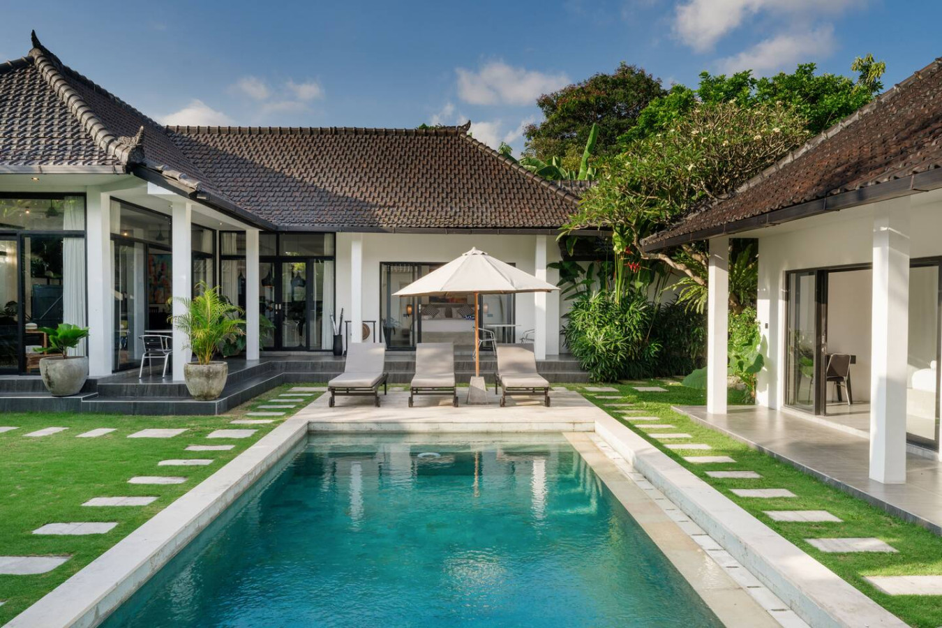 Elegant Modern 4BR Retreat in the Heart of Berawa 28