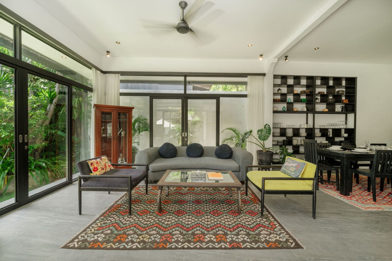 Elegant Modern 4BR Retreat in the Heart of Berawa 3