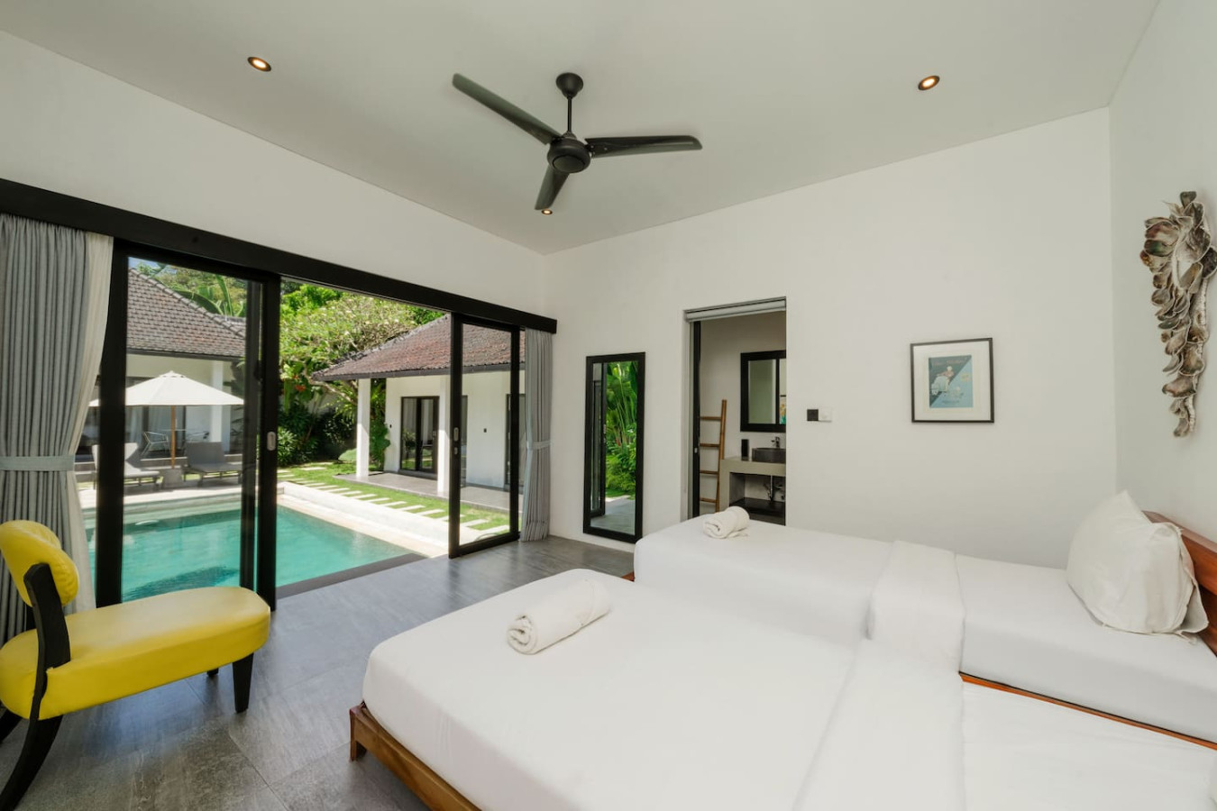 Elegant Modern 4BR Retreat in the Heart of Berawa 40