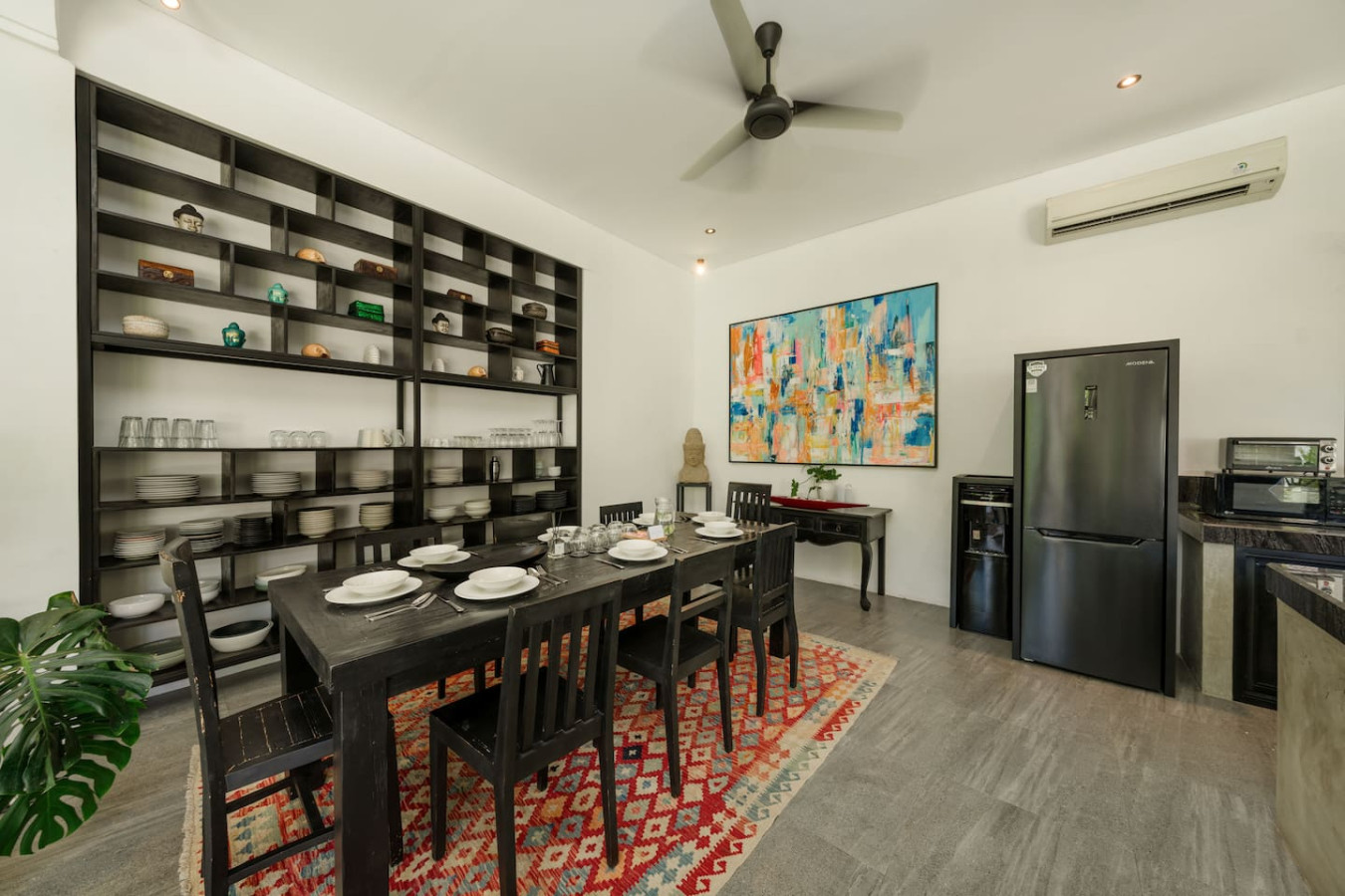 Elegant Modern 4BR Retreat in the Heart of Berawa 5