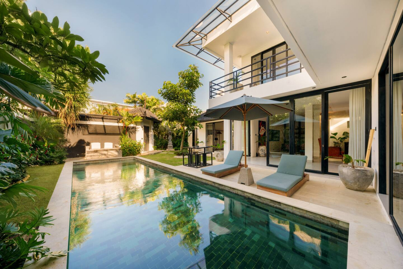 Spacious 5BR Modern Simplicity, Near Canggu's Best 2