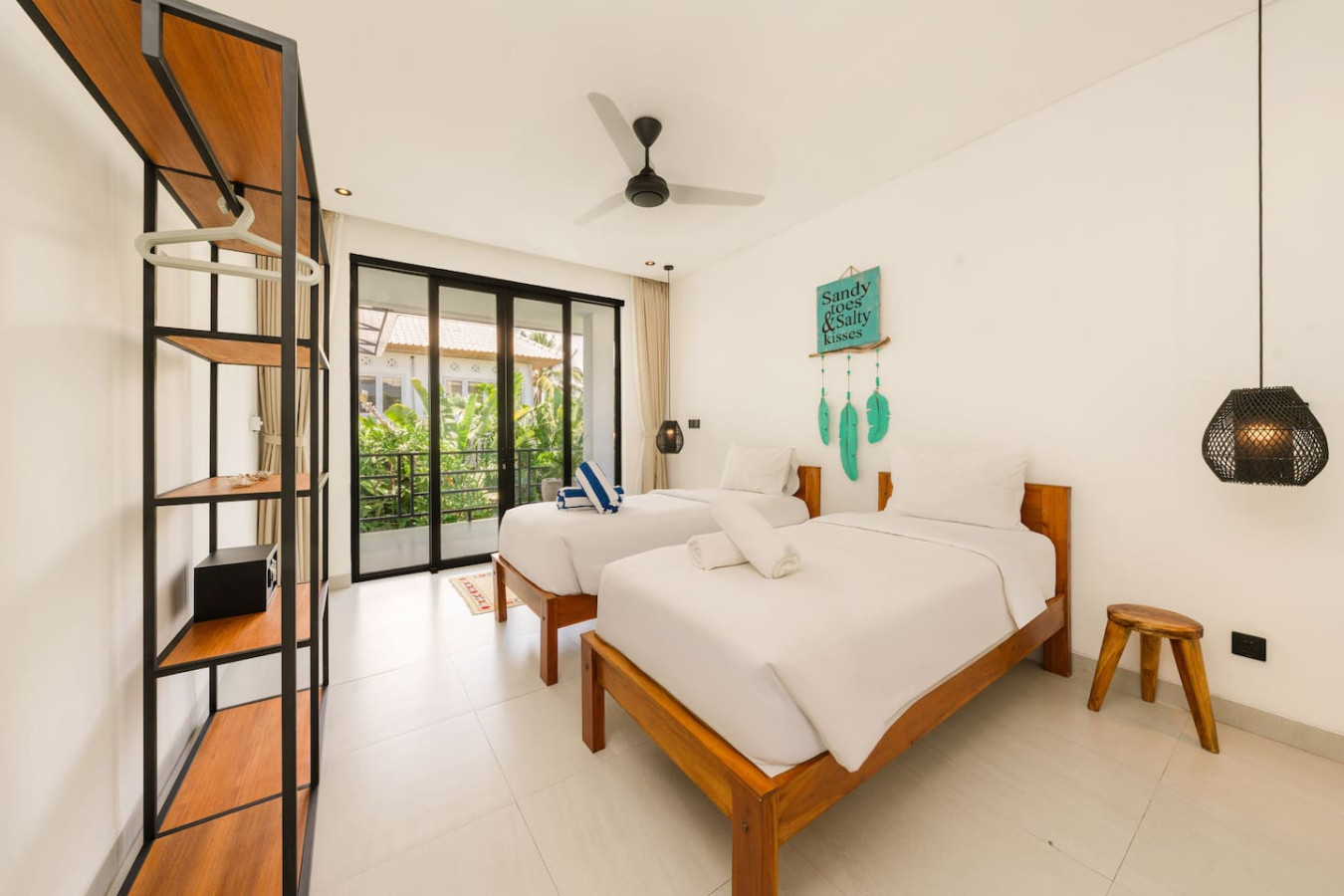 Spacious 5BR Modern Simplicity, Near Canggu's Best 21