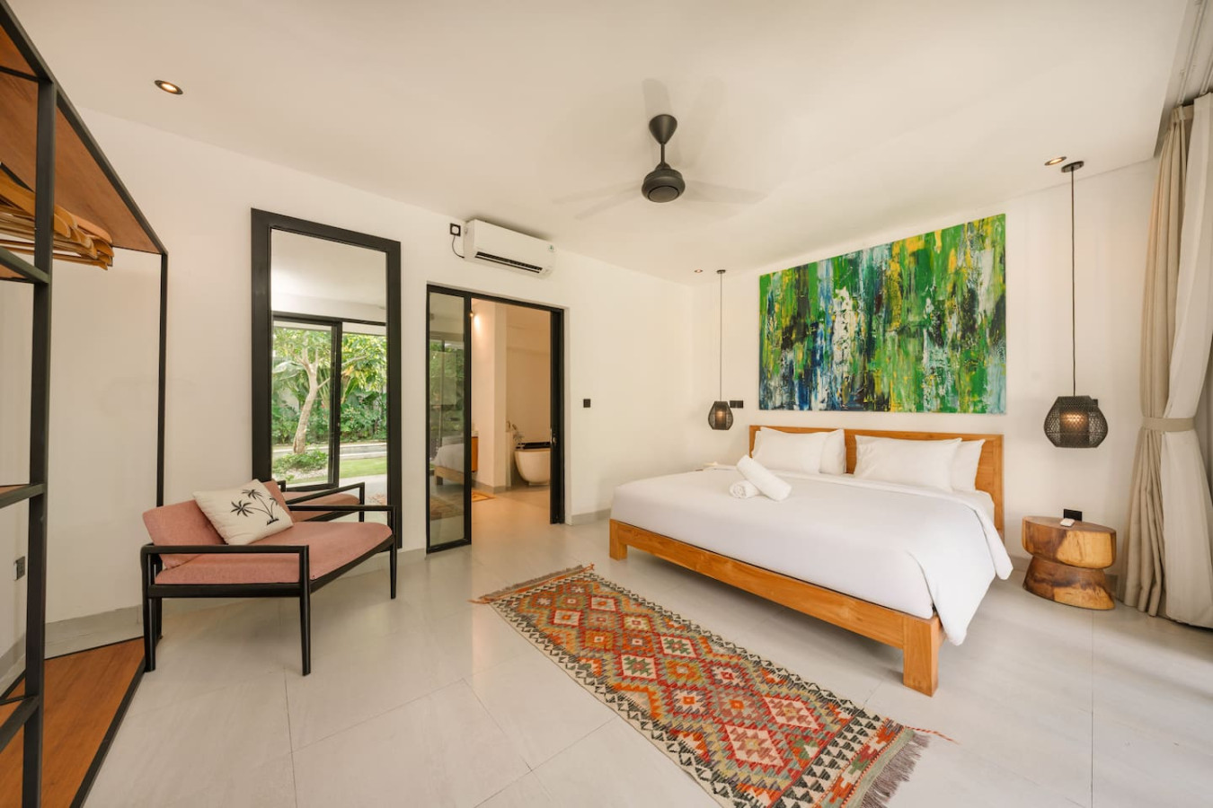 Spacious 5BR Modern Simplicity, Near Canggu's Best 38