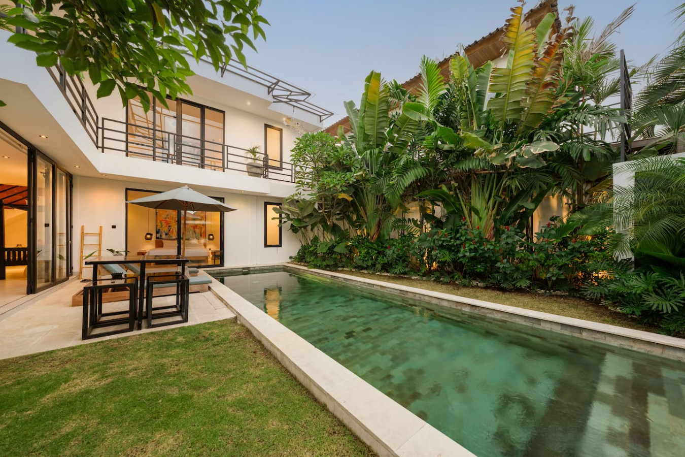 Spacious 5BR Modern Simplicity, Near Canggu's Best 43