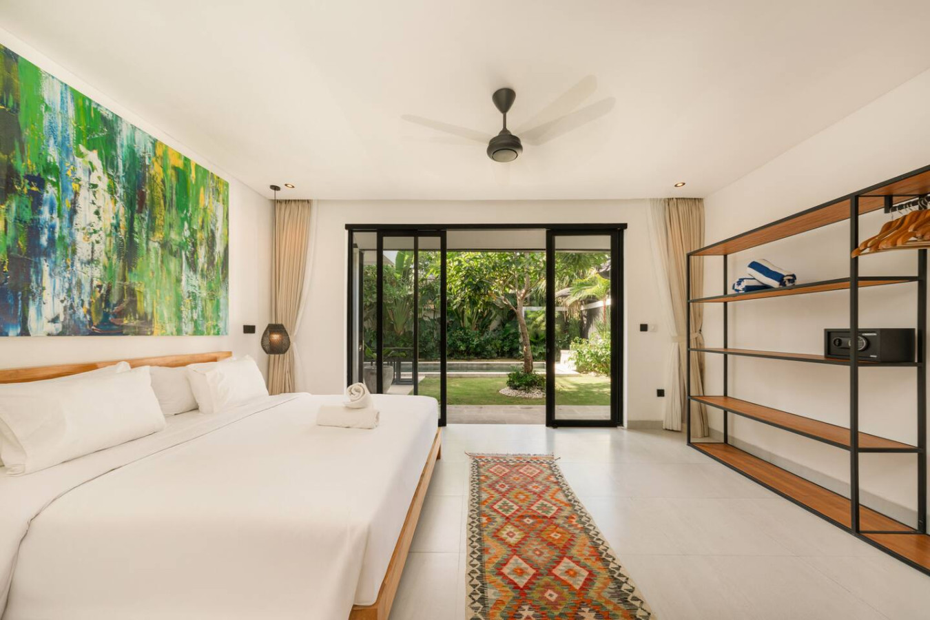 Spacious 5BR Modern Simplicity, Near Canggu's Best 45