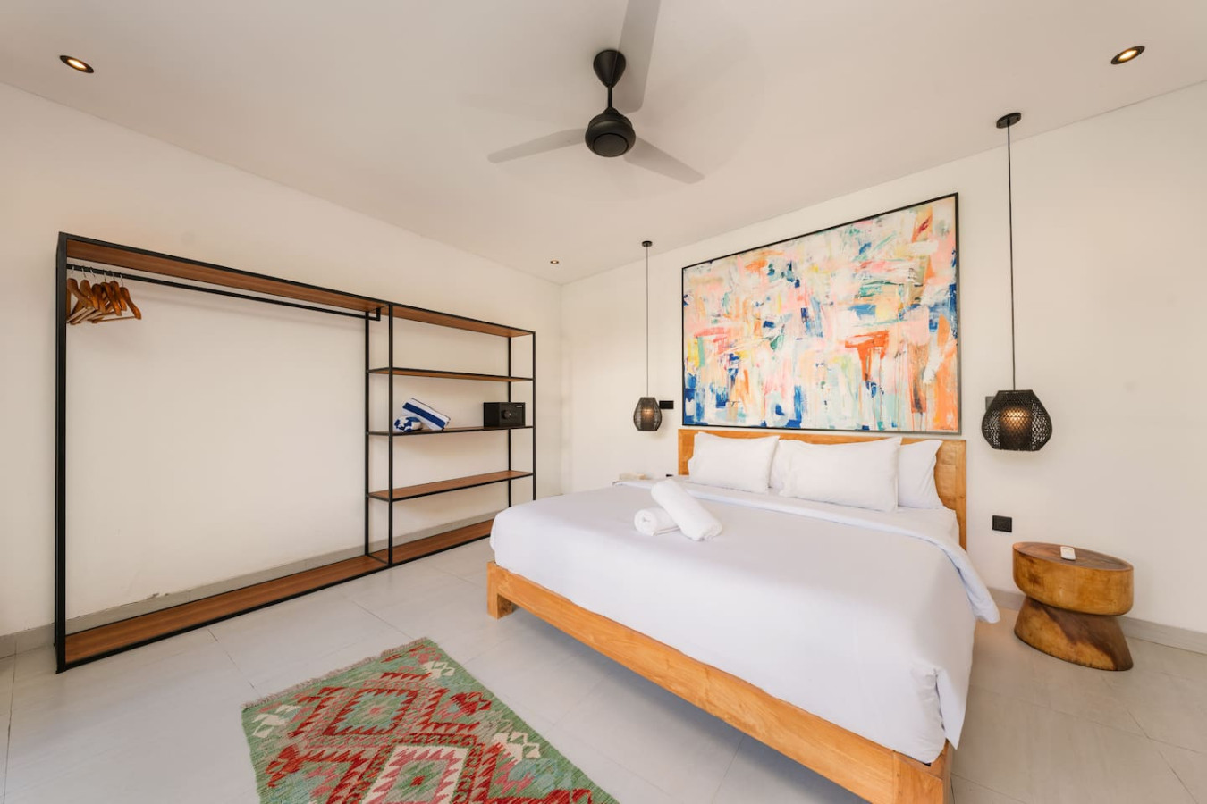 Spacious 5BR Modern Simplicity, Near Canggu's Best 56