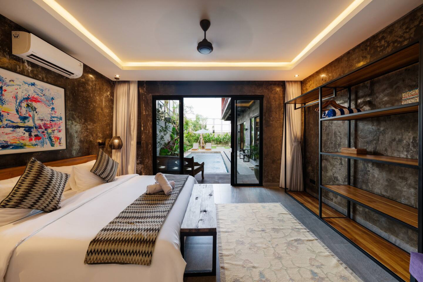Modern Artistic 5BR Haven in Canggu Berawa 103
