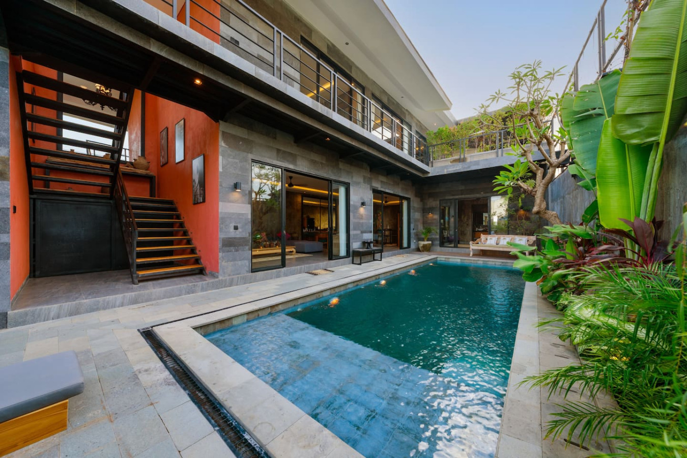 Modern Artistic 5BR Haven in Canggu Berawa 105