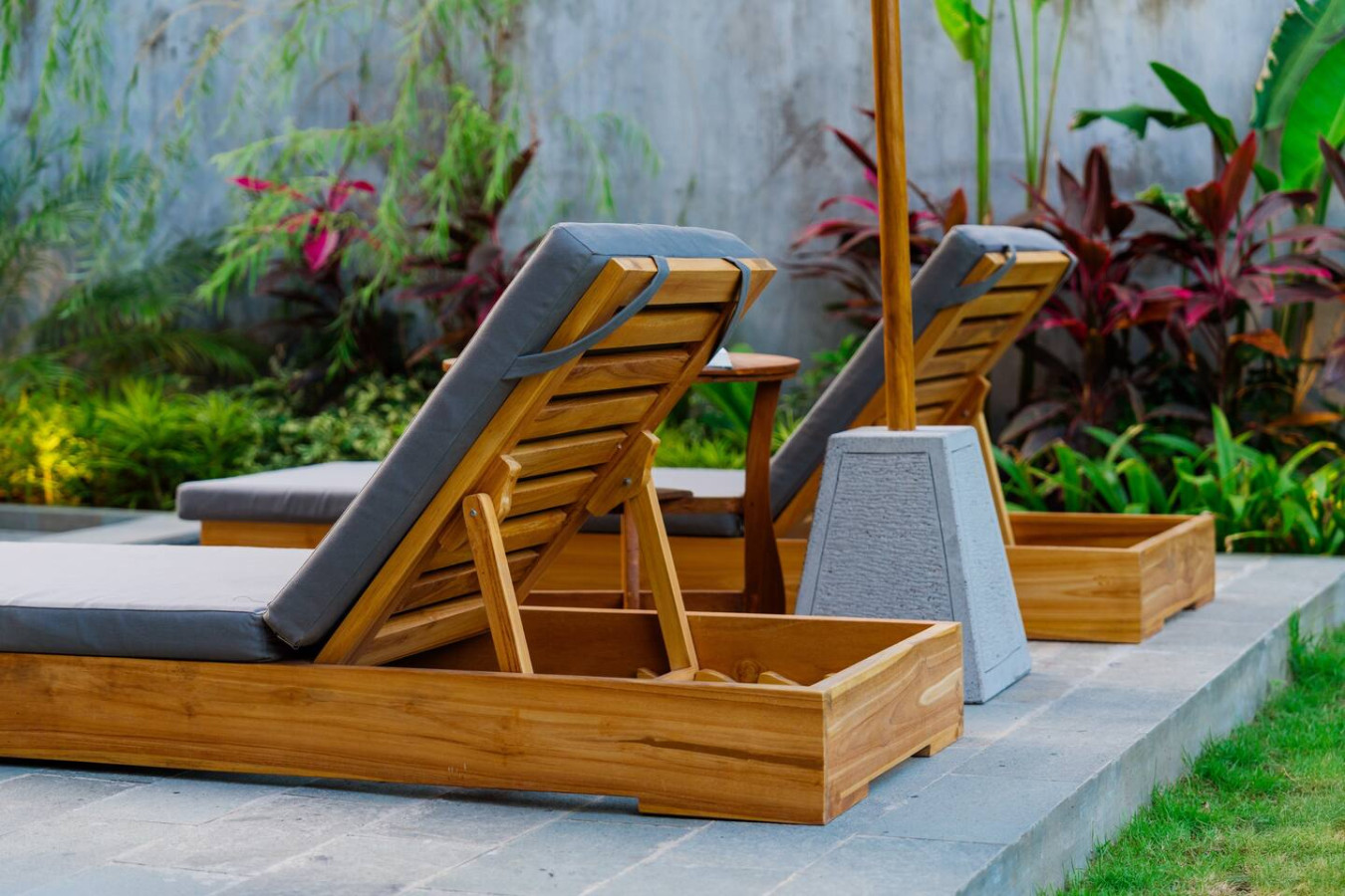 Modern Artistic 5BR Haven in Canggu Berawa 106