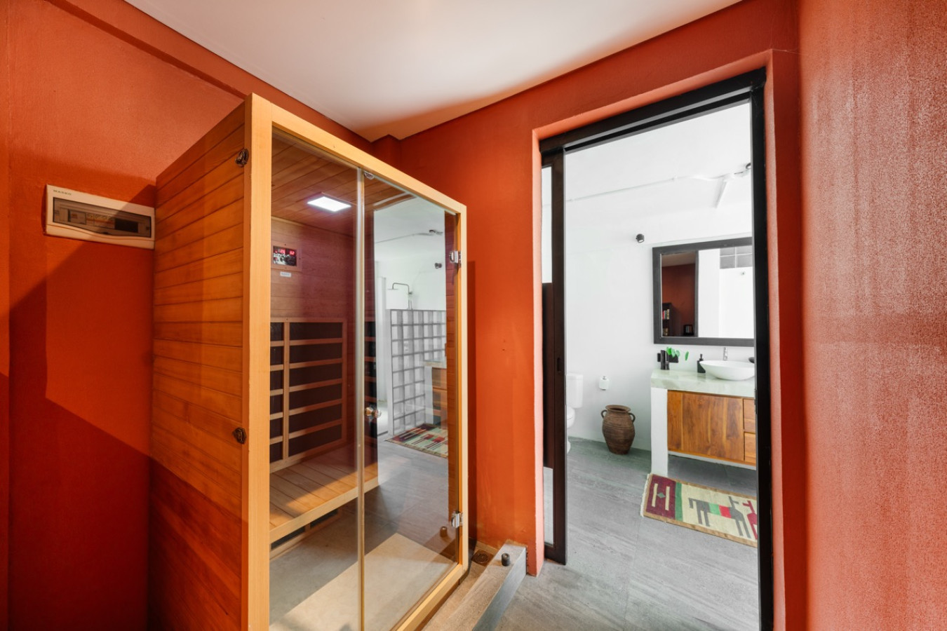 Modern Artistic 5BR Haven in Canggu Berawa 4
