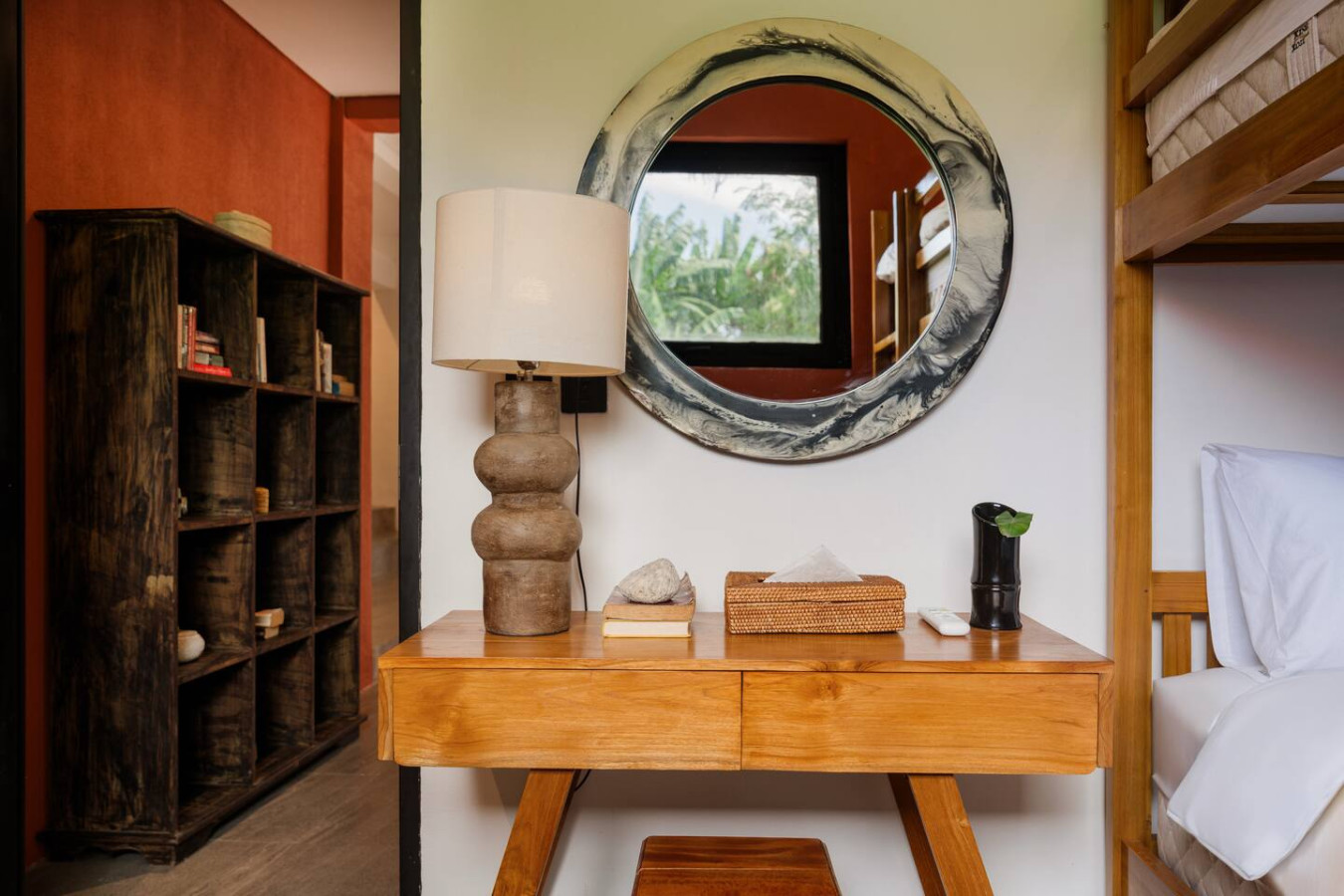 Modern Artistic 5BR Haven in Canggu Berawa 84