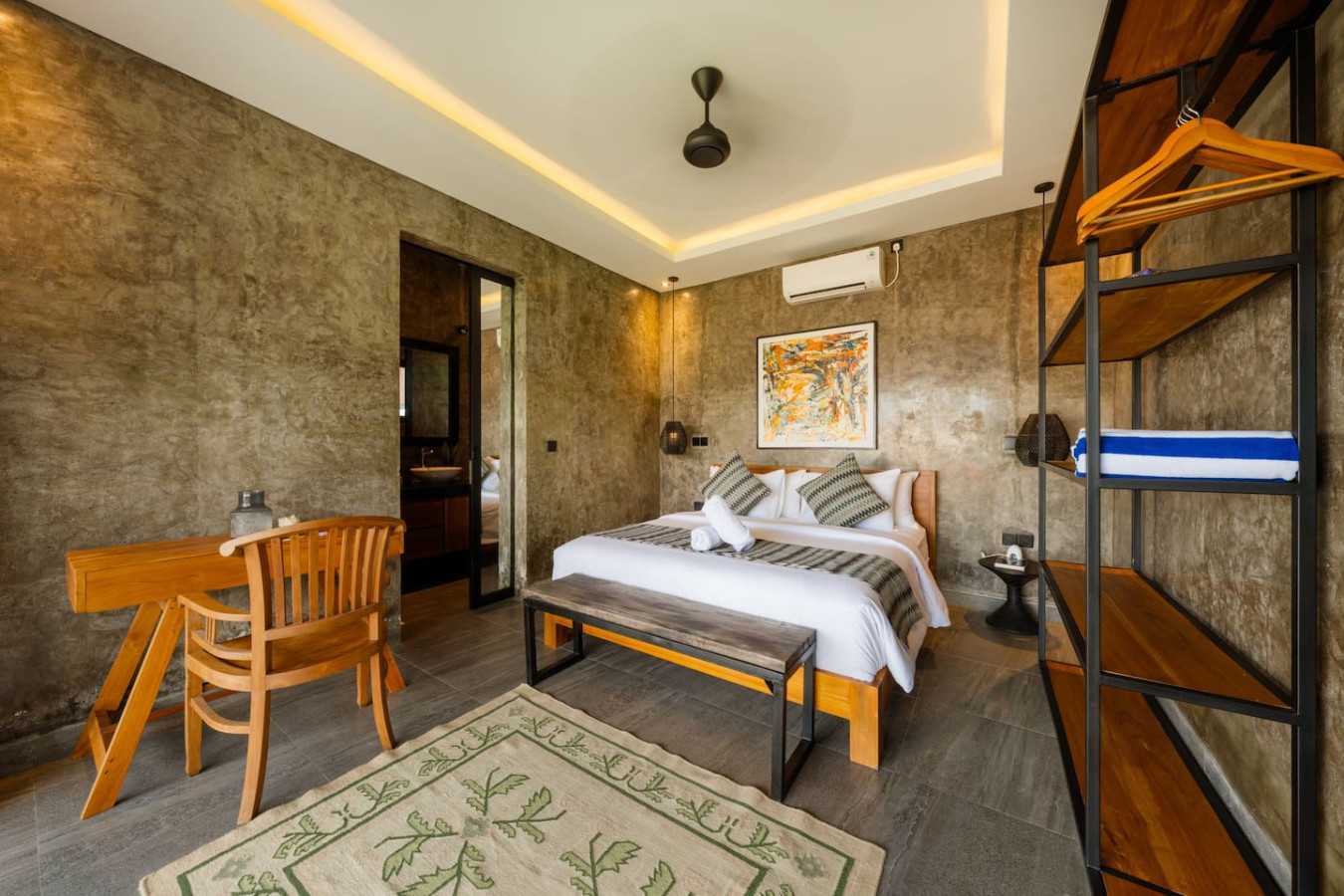 Modern Artistic 5BR Haven in Canggu Berawa 89