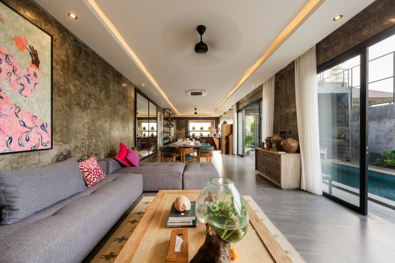 Modern Artistic 5BR Haven in Canggu Berawa 90