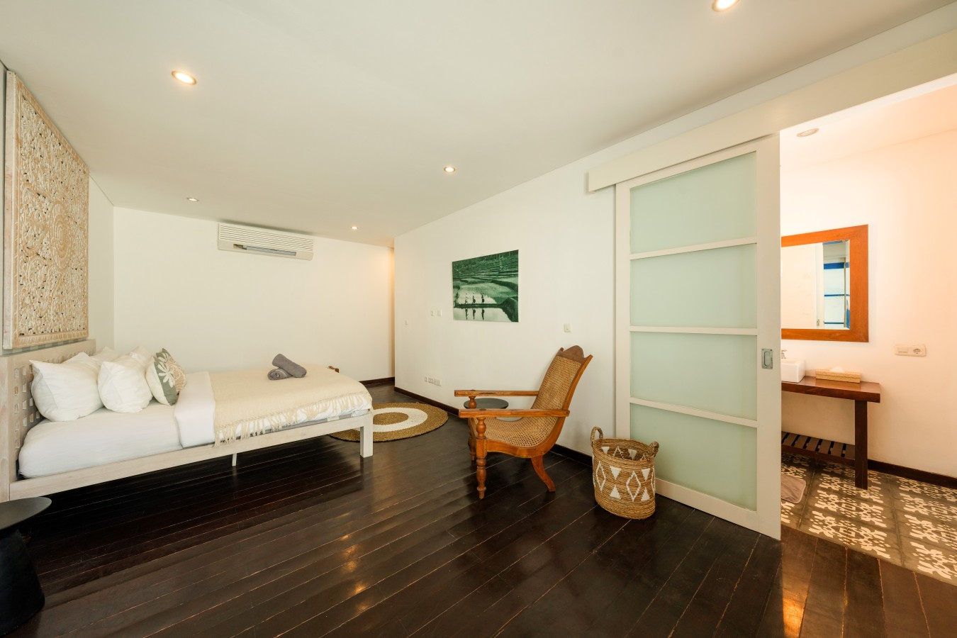 Stylish 3BR Escape, 5 Mins to Seminyak Beach 29