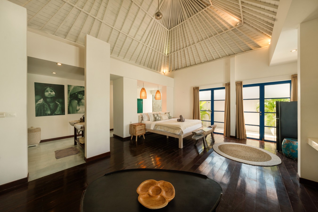 Stylish 3BR Escape, 5 Mins to Seminyak Beach 4