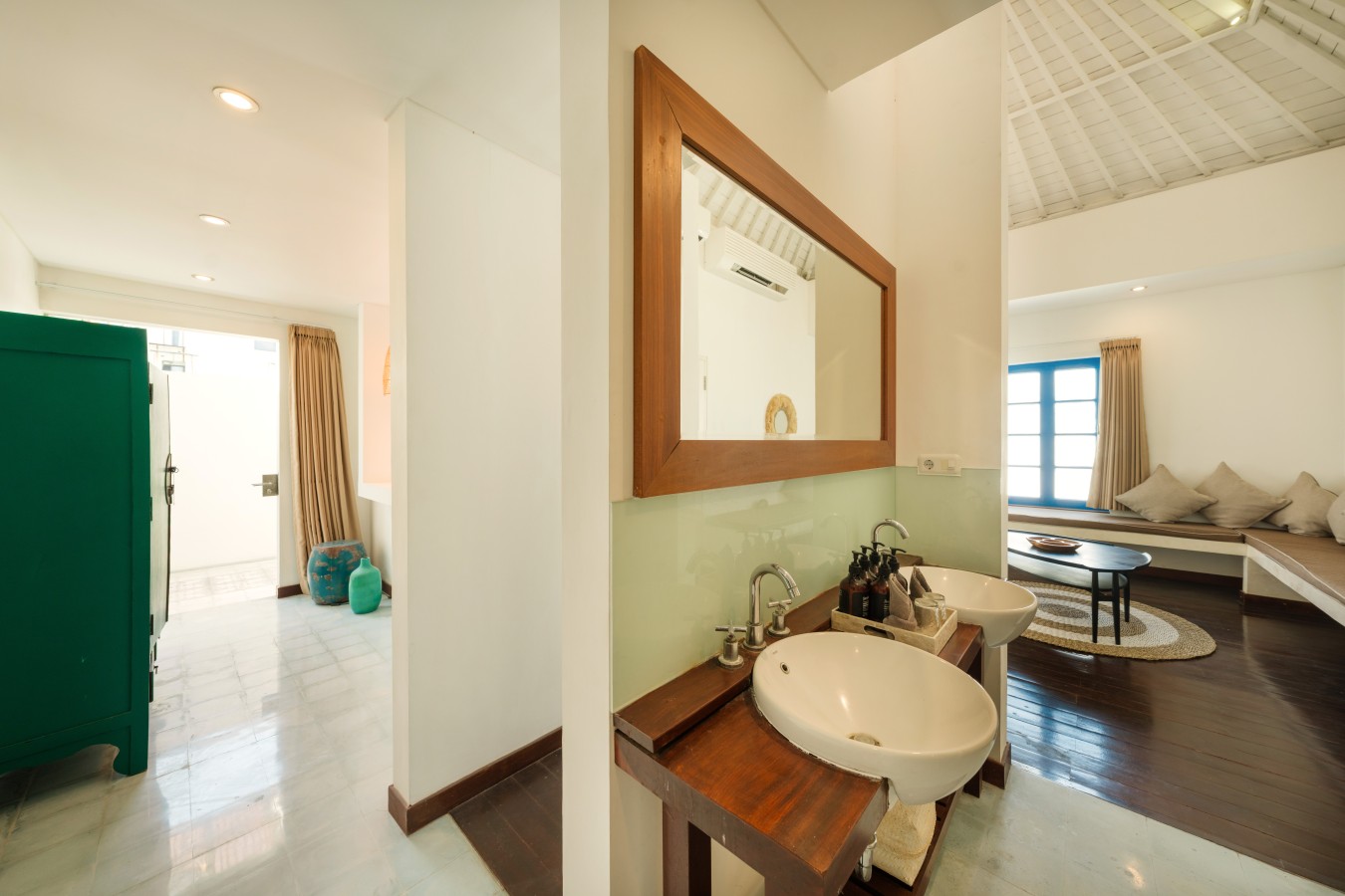 Stylish 3BR Escape, 5 Mins to Seminyak Beach 56