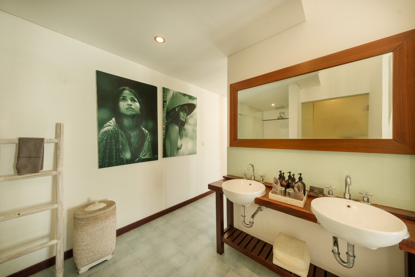 Stylish 3BR Escape, 5 Mins to Seminyak Beach 58