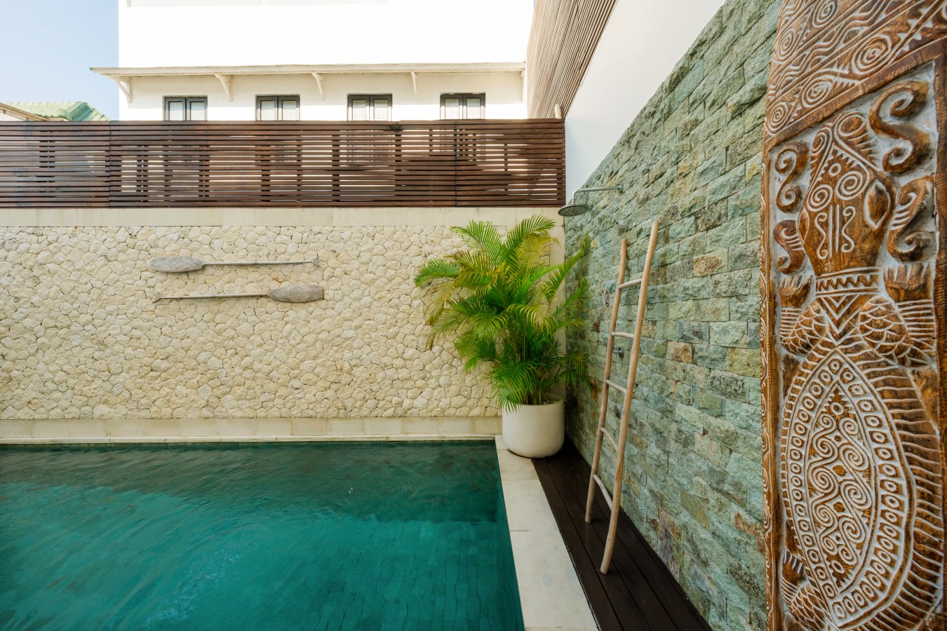 Stylish 3BR Escape, 5 Mins to Seminyak Beach 92