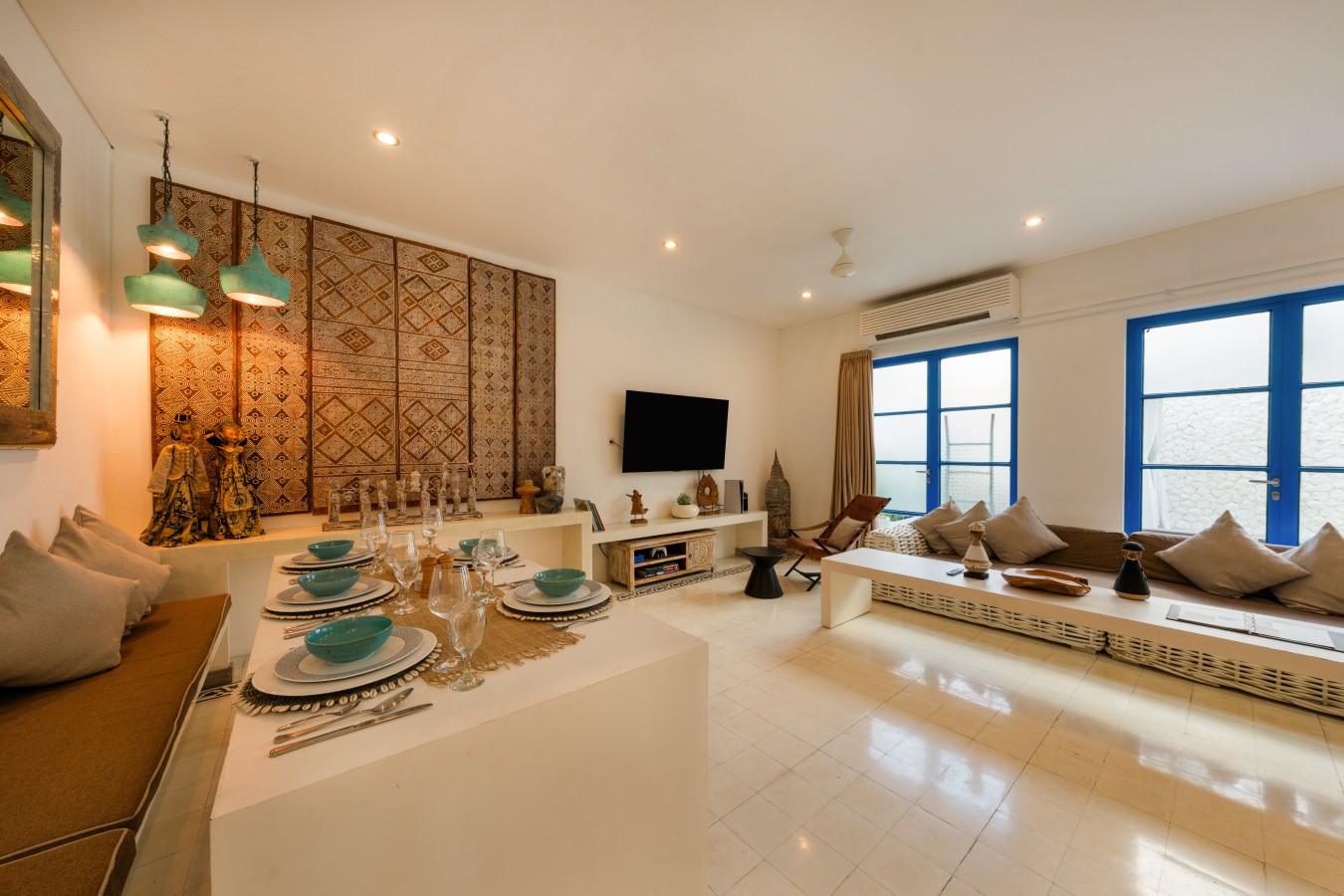 Stylish 3BR Escape, 5 Mins to Seminyak Beach 98