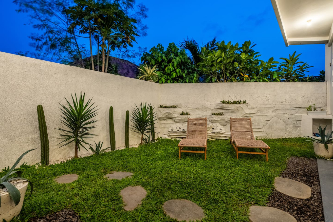 Cozy Private Suite in Central Berawa 22
