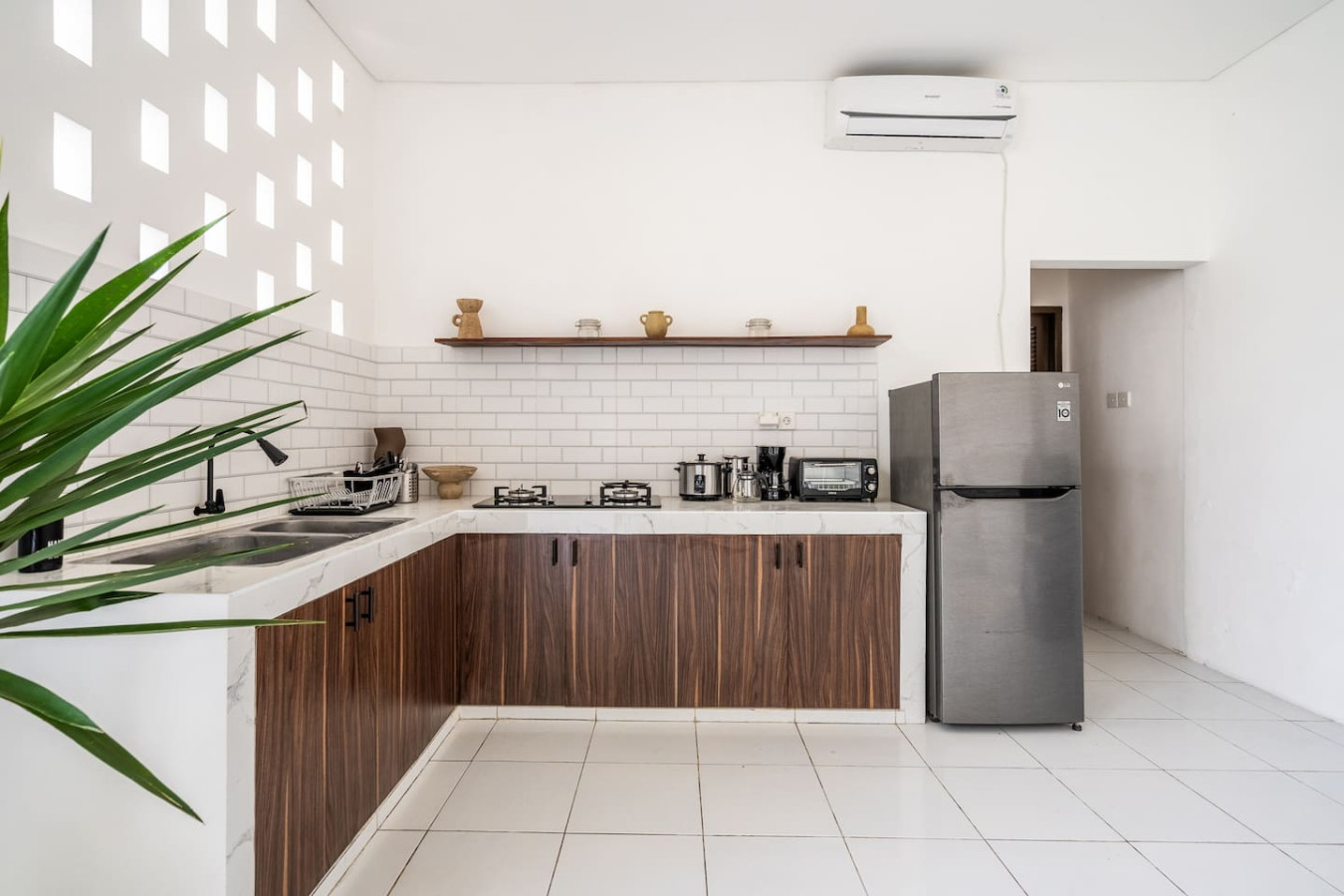 Cozy Private Suite in Central Berawa 5